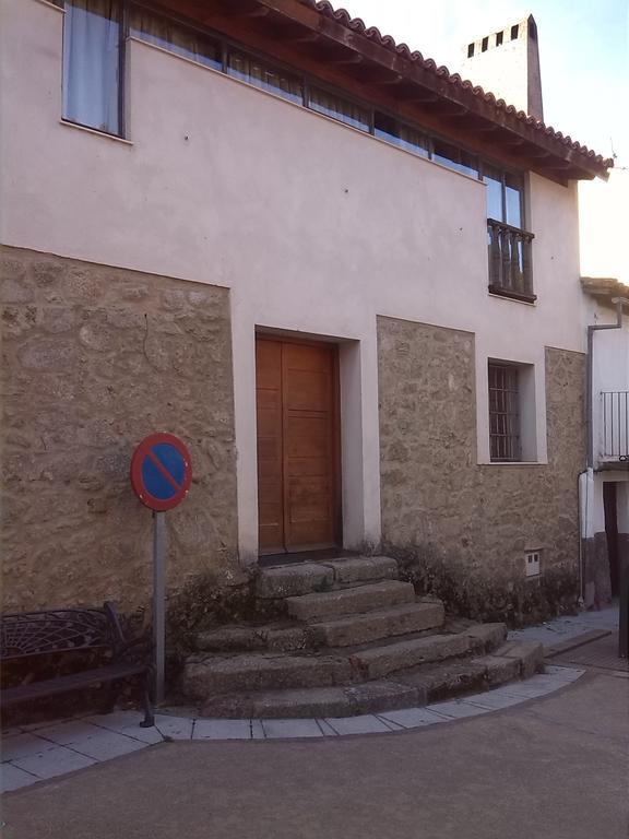 Albergue Turistico Via De La Plata Banos De Montemayor Extérieur photo