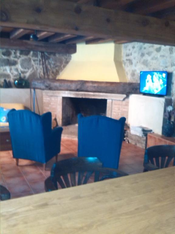 Albergue Turistico Via De La Plata Banos De Montemayor Extérieur photo